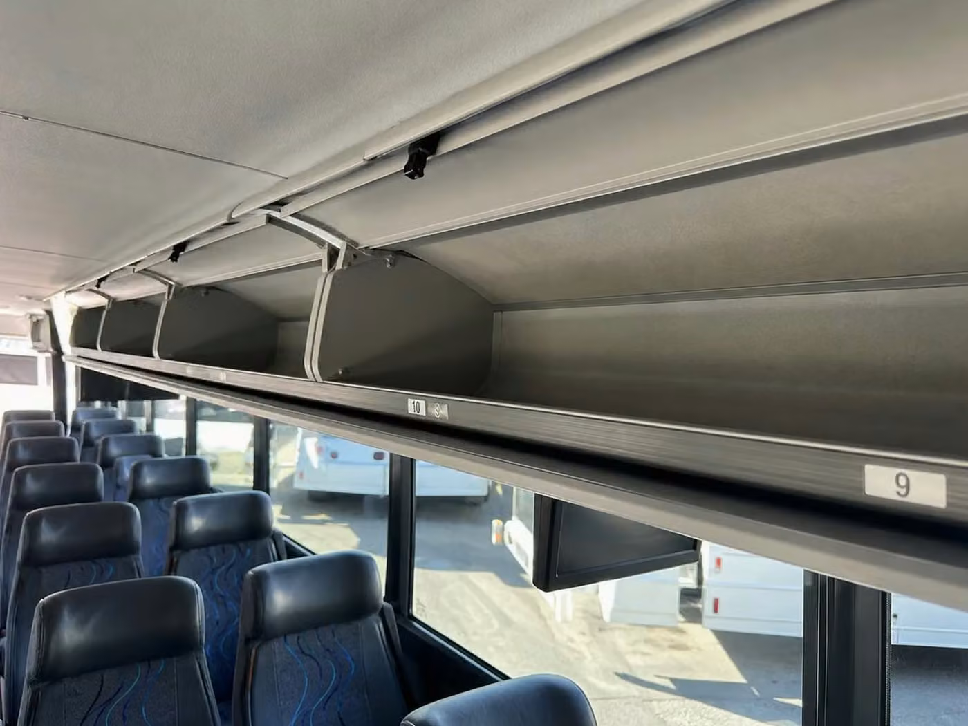 ankeny 18 passenger minibus overhead storage