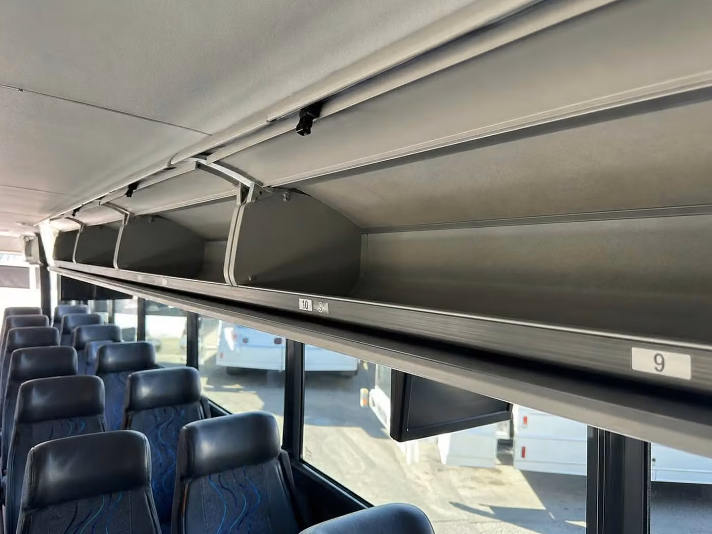 ankeny 25 passenger minibus overhead storage