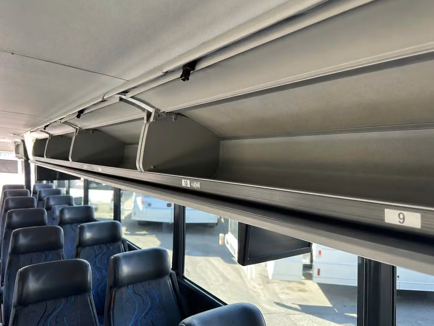 ankeny 28 passenger minibus overhead storage