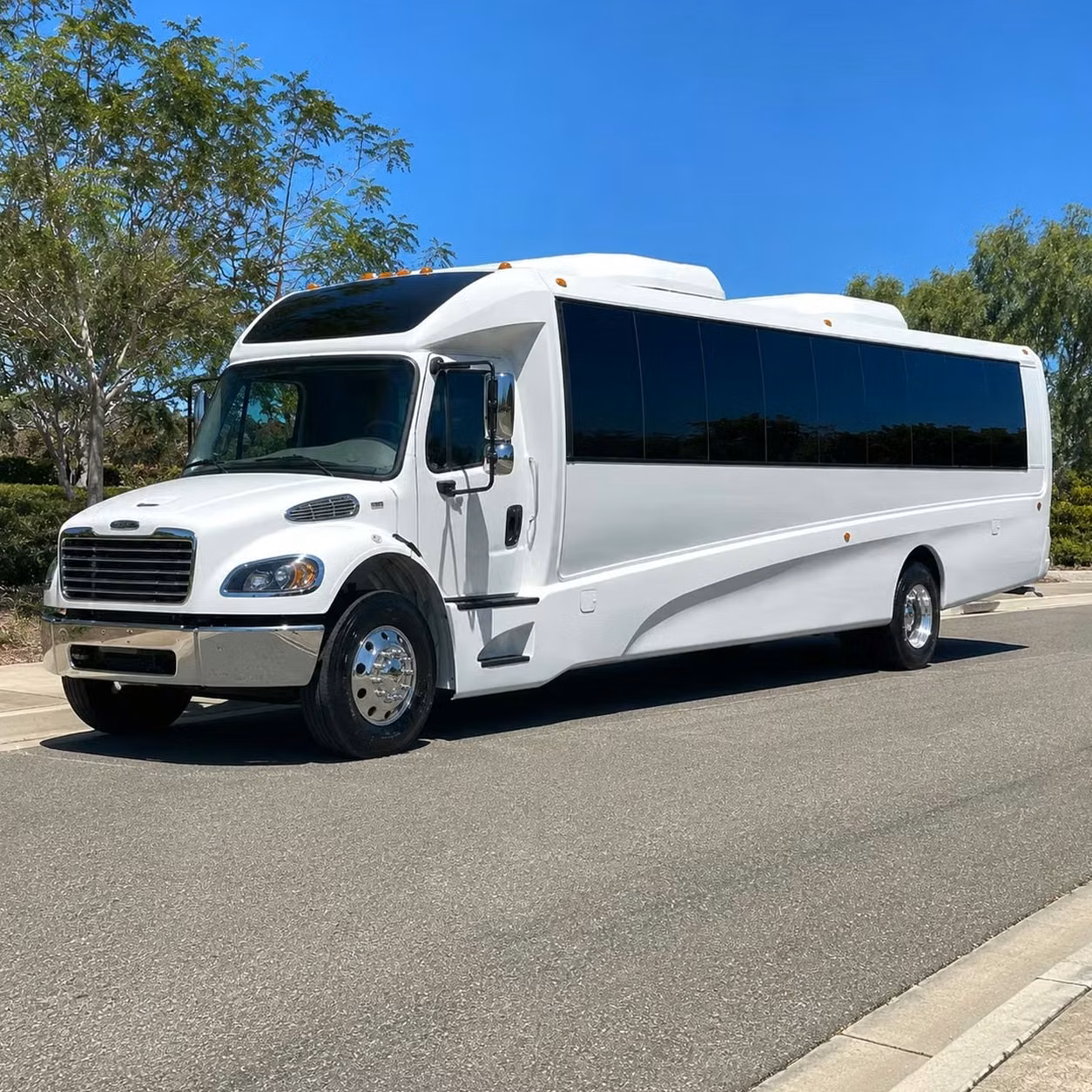 ankeny 35 passenger minibus rental