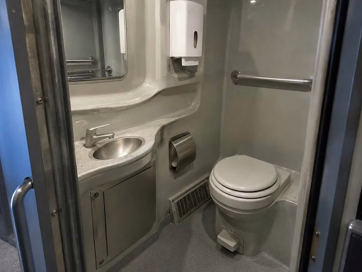 ankeny 56 passenger charter bus onboard restroom
